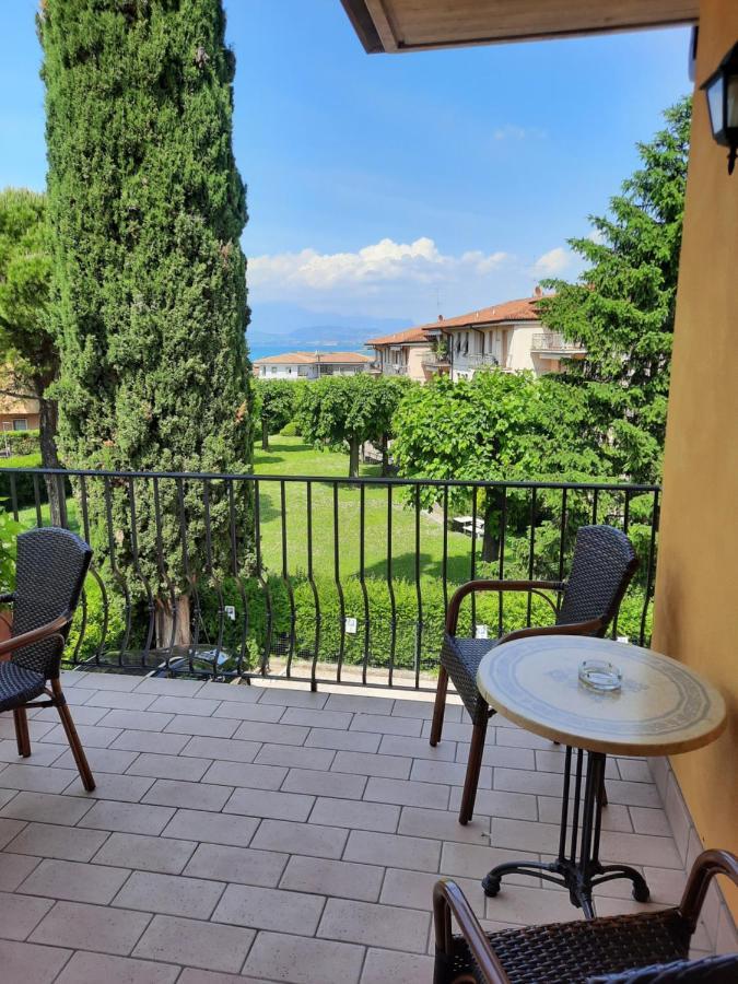 Relais Sweet Days Bed & Breakfast Peschiera del Garda Exterior photo