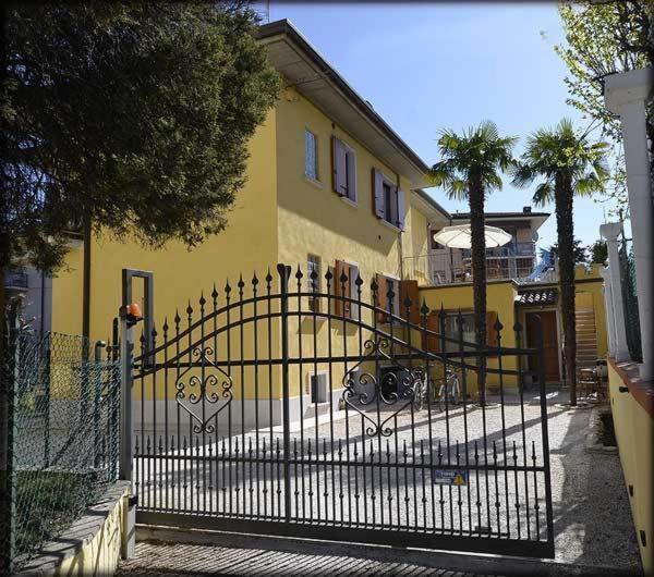 Relais Sweet Days Bed & Breakfast Peschiera del Garda Room photo